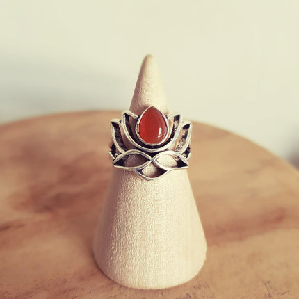 Silver Lotus Flower Ring / Red Garnet / Boho / Ethnic / Rustic / Tribal / Gypsy / Festival / Indian / Healing / Festival