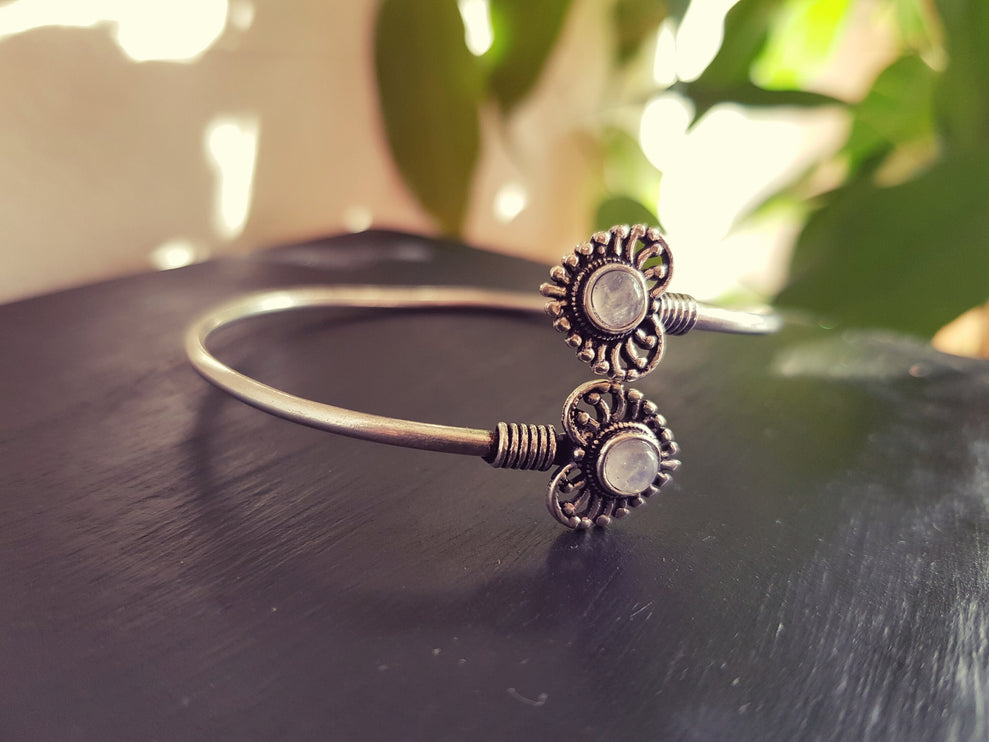 Boho Heart Bracelet / Bangle / Moonstone / Silver / Ethnic / Rustic / Bohemian / Hippie / Gypsy / Psy / Love / Jewellery / Body / Adjustable