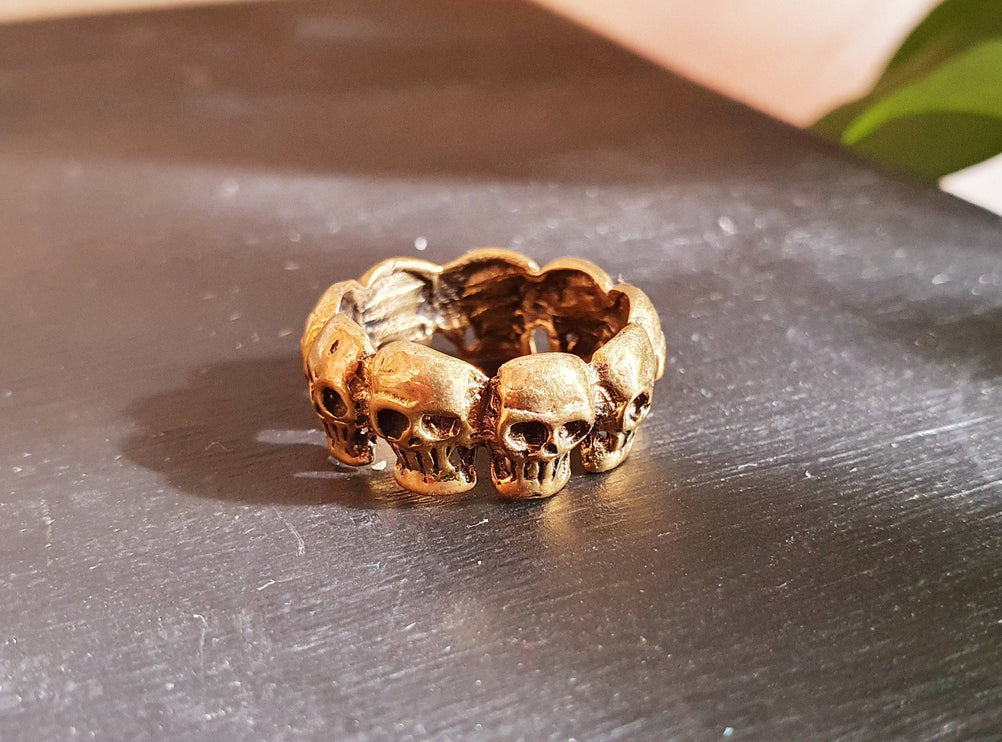 Skulls Brass Ring / Punk / Steampunk / Goth / Rock n Roll / Boho / Bohemian / Rustic / Tribal / Gypsy / Festival / Festival / Heavy Metal