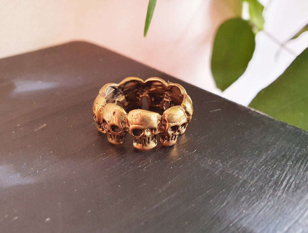 Skulls Brass Ring / Punk / Steampunk / Goth / Rock n Roll / Boho / Bohemian / Rustic / Tribal / Gypsy / Festival / Festival / Heavy Metal