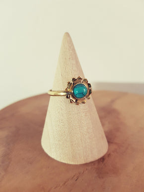 Flower Boho Turquoise Brass Ring / Pretty / Ethnic / Rustic / Festival / Tribal / Blue / Hippie / Gypsy / Psy / Stone / Healing