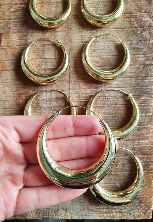 Chunky Gold Hoop Earrings / Chunky Hoops / Huggie Hoops / Brass / Ethnic / Vintage / Boho / Rustic / Gypsy / Spiral / Hippie / Bohemian