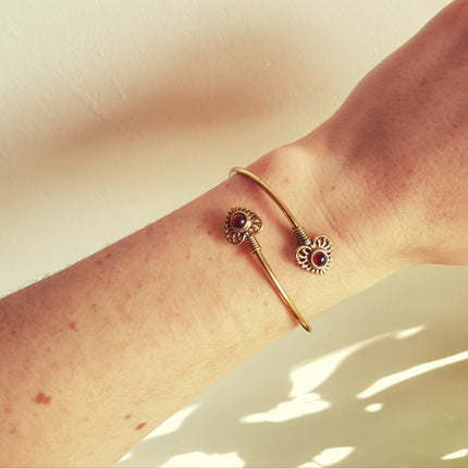 Boho Heart Bracelet / Bangle / Tiger Eye / Silver / Ethnic / Rustic / Bohemian / Hippie / Gypsy / Love / Jewellery / Body / Adjustable