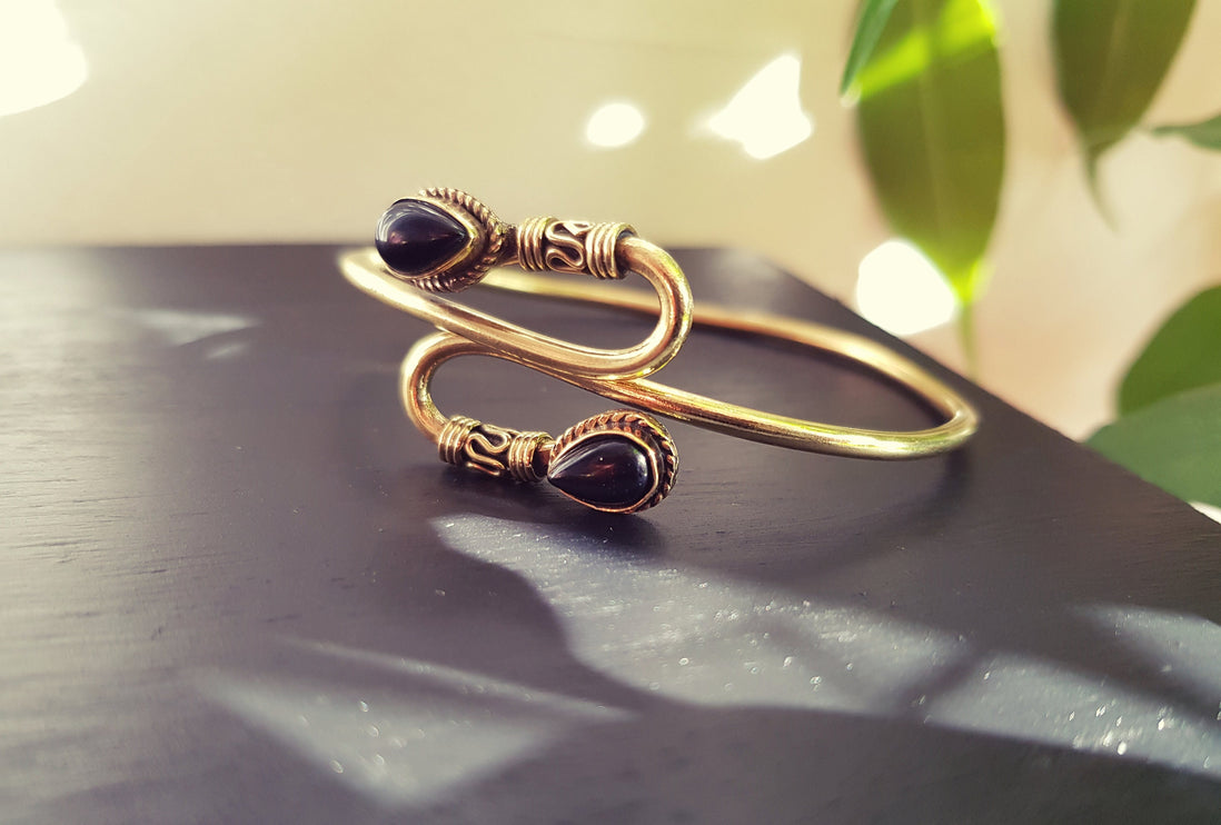 Spiral Boho Bracelet / Bangle / Black Onyx / Brass / Ethnic / Rustic / Bohemian / Hippie / Gypsy / Psy / Jewellery / Body / Adjustable