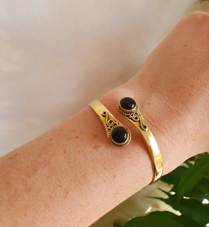 Black Onyx Bracelet Gold Bangle / Brass / Ethnic / Rustic / Bohemian / Hippie / Gypsy / Psy / Chic / Jewellery / Body / Adjustable