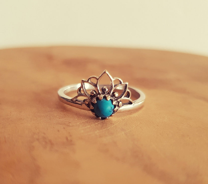 Turquoise Silver Ring Lotus Flower / Boho / Ethnic / Rustic / Tribal / Gypsy / Festival / Indian / Healing / Festival