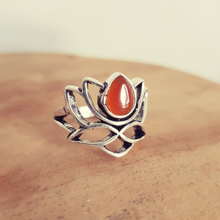 Silver Lotus Flower Ring / Red Garnet / Boho / Ethnic / Rustic / Tribal / Gypsy / Festival / Indian / Healing / Festival