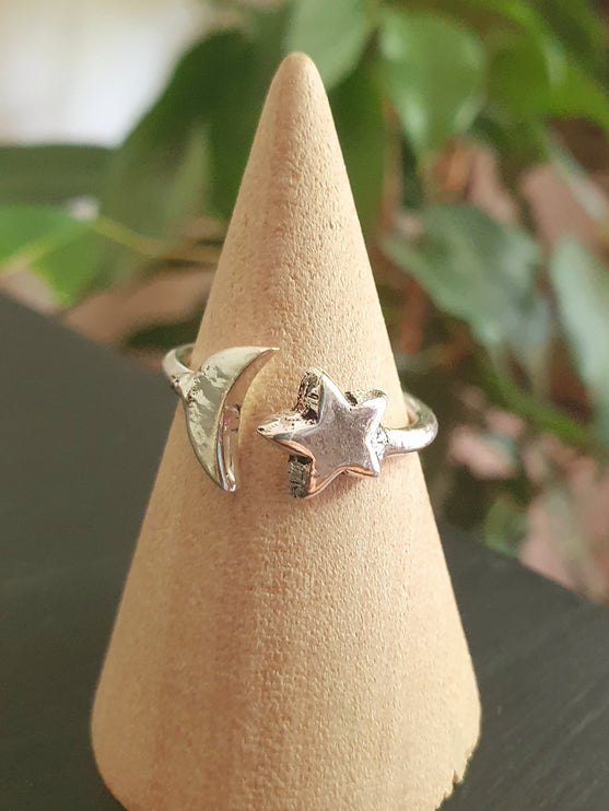 Star & Moon Silver Ring / Space / Adjustable / Boho / Ethnic / Rustic / Tribal / Gypsy / Festival / Indian / Healing / Festival