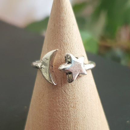 Star & Moon Silver Ring / Space / Adjustable / Boho / Ethnic / Rustic / Tribal / Gypsy / Festival / Indian / Healing / Festival