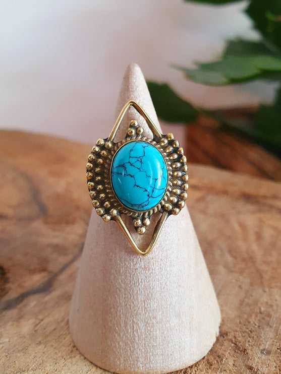 Turquoise Brass Ring / Bohemian / Ethnic / Festival / BirthStone / Gypsy / Tribal / Boho / Hippie / Festival / Rustic / Psy