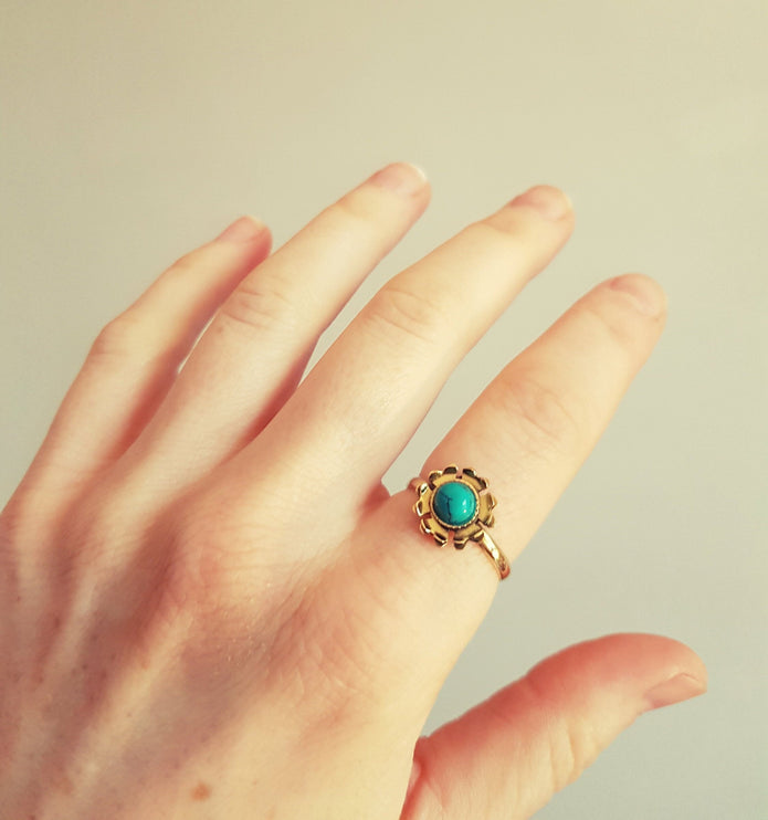 Flower Boho Turquoise Brass Ring / Pretty / Ethnic / Rustic / Festival / Tribal / Blue / Hippie / Gypsy / Psy / Stone / Healing