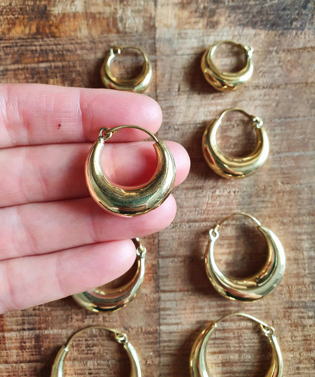 Chunky Gold Hoop Earrings / Chunky Hoops / Huggie Hoops / Brass / Ethnic / Vintage / Boho / Rustic / Gypsy / Spiral / Hippie / Bohemian