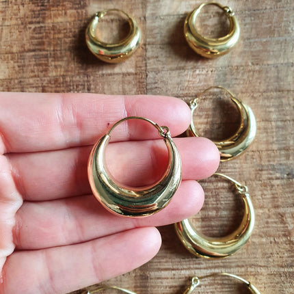 Chunky Gold Hoop Earrings / Chunky Hoops / Huggie Hoops / Brass / Ethnic / Vintage / Boho / Rustic / Gypsy / Spiral / Hippie / Bohemian