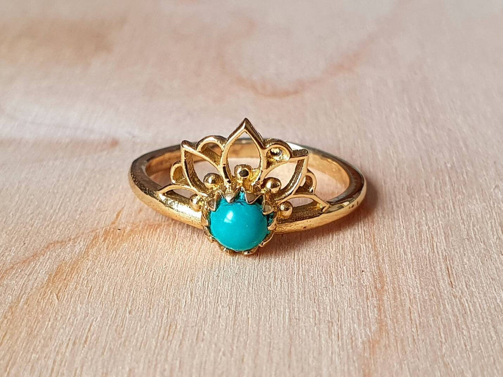 Turquoise Ring Gold Lotus Flower / Boho / Ethnic / Rustic / Tribal / Gypsy / Festival / Indian / Healing / Festival