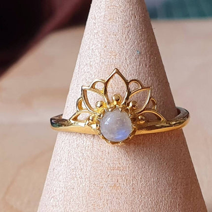 Moonstone Ring Gold Lotus Flower / Boho / Ethnic / Rustic / Tribal / Gypsy / Festival / Indian / Healing / Festival