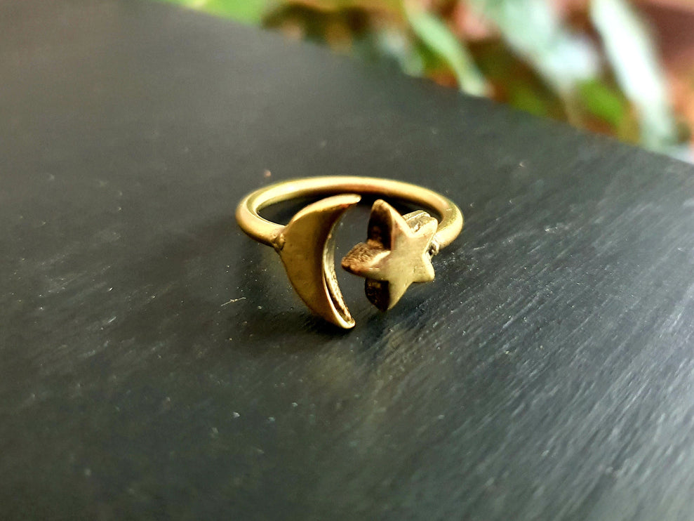 Star & Moon Brass Ring / Space / Adjustable / Boho / Ethnic / Rustic / Tribal / Gypsy / Festival / Indian / Healing / Festival