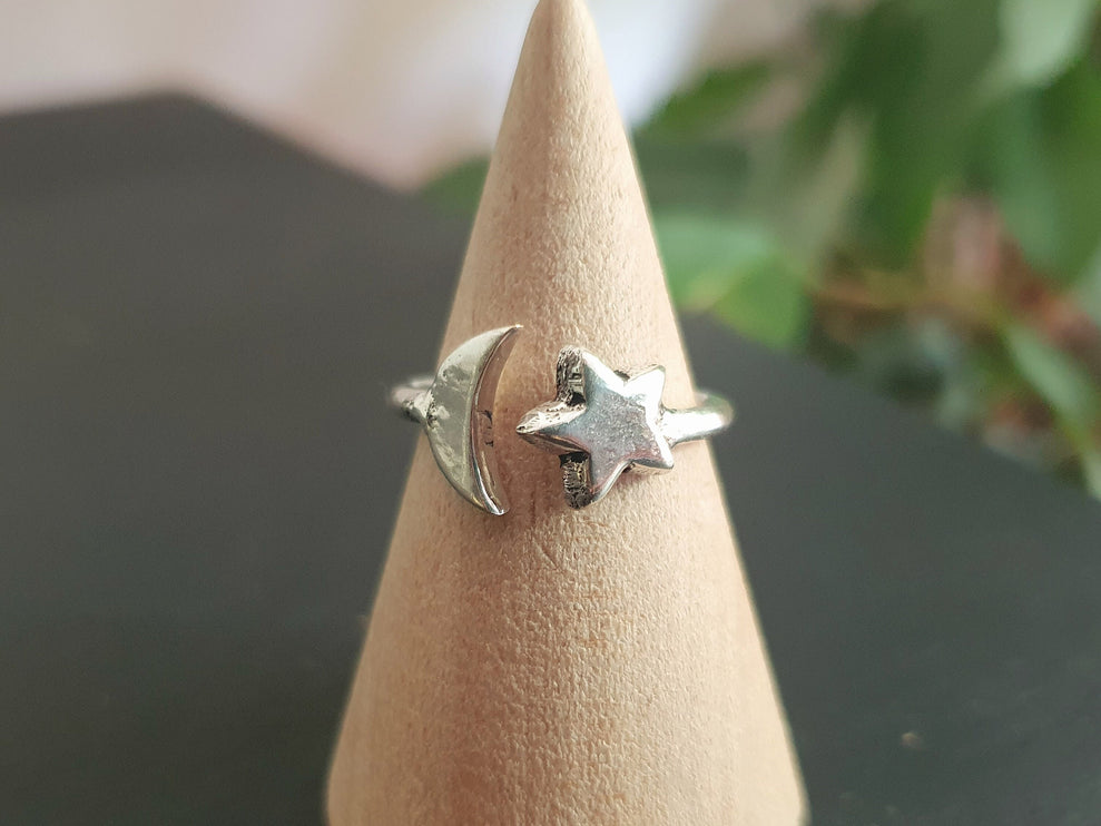 Star & Moon Silver Ring / Space / Adjustable / Boho / Ethnic / Rustic / Tribal / Gypsy / Festival / Indian / Healing / Festival