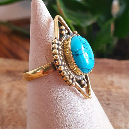 Turquoise Brass Ring / Bohemian / Ethnic / Festival / BirthStone / Gypsy / Tribal / Boho / Hippie / Festival / Rustic / Psy