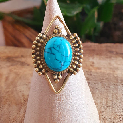 Turquoise Brass Ring / Bohemian / Ethnic / Festival / BirthStone / Gypsy / Tribal / Boho / Hippie / Festival / Rustic / Psy