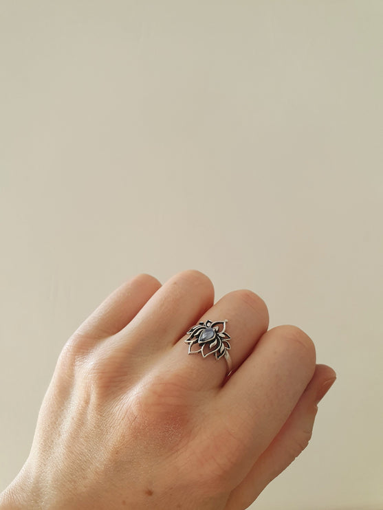 Silver Lotus Flower Ring / Moonstone / Boho / Ethnic / Rustic / Tribal / Gypsy / Festival / Indian / Healing / Festival