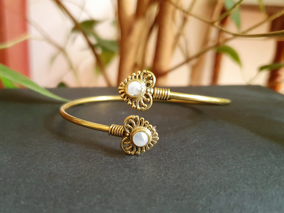 Boho Heart Bracelet / Bangle / Moonstone / Brass / Ethnic / Rustic / Bohemian / Valentine's Day / Gypsy / Love / Body / Adjustable