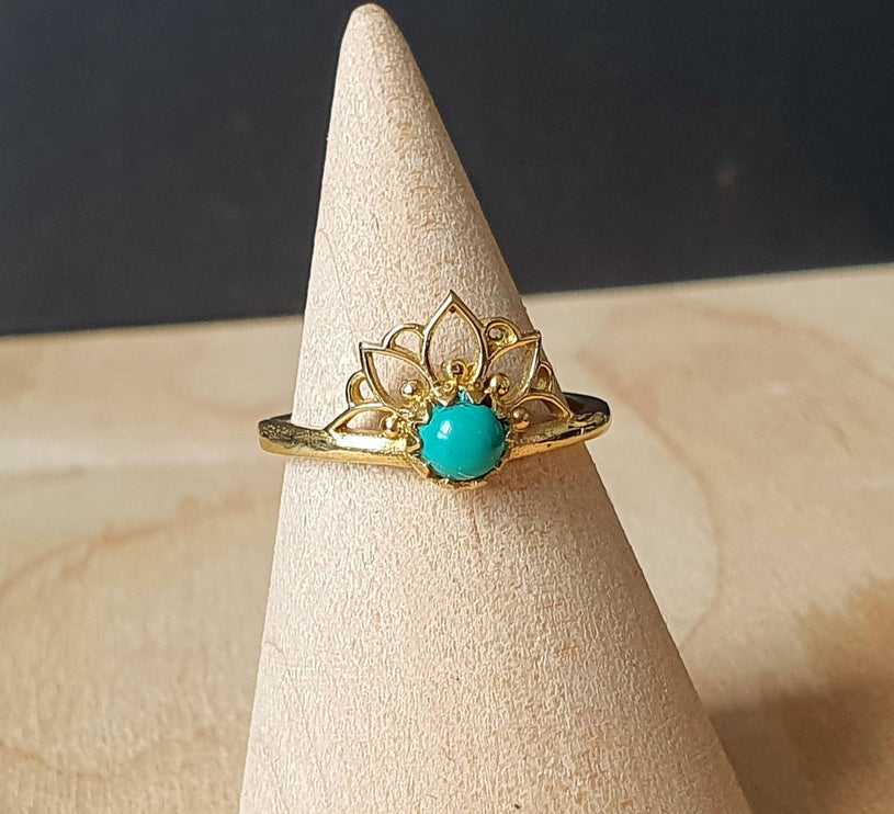 Turquoise Ring Gold Lotus Flower / Boho / Ethnic / Rustic / Tribal / Gypsy / Festival / Indian / Healing / Festival