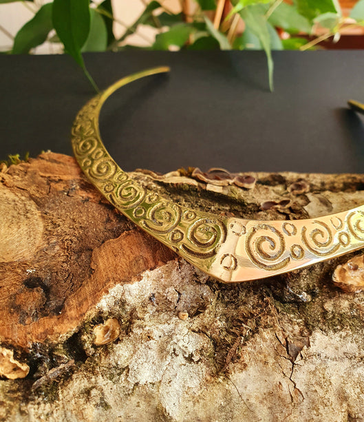Ethnic Choker Brass Necklace / Rustic / Gypsy / Lightweight / Boho / Tribal / Hippie / Rustic / Vegan / Aztec