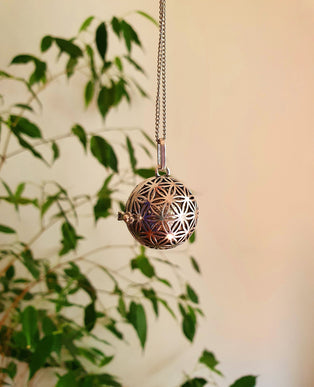 Bola Necklace Silver Flower of Life / Pregnancy / Harmony Ball / Chimes / Bell / Vegan / Ethnic / Boho / Tribal / Rustic / Hypoallergenic