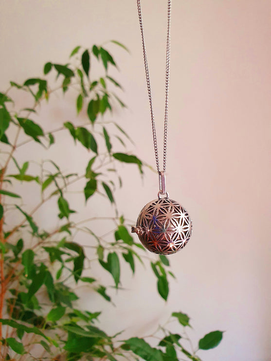 Bola Necklace Silver Flower of Life / Pregnancy / Harmony Ball / Chimes / Bell / Vegan / Ethnic / Boho / Tribal / Rustic / Hypoallergenic