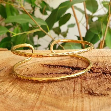 Cuff Brass Bracelet / Hammered style / Bangle / Boho / Ethnic / Rustic / Bohemian / Hippie / Gypsy / Jewellery /