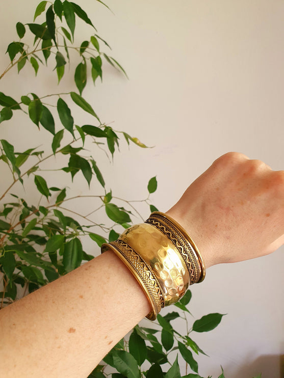 Textured Brass Cuff Bracelet / Tribal / Hammered / Boho / Ethnic / Rustic / Bohemian / Hippie / Gypsy / Jewellery / Adjustable / Unisex /