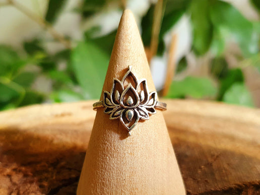 Silver Lotus Flower Ring / Boho / Buddha / Flower / Ethnic / Rustic / Tribal / Gypsy / Festival / Indian / Healing / Festival