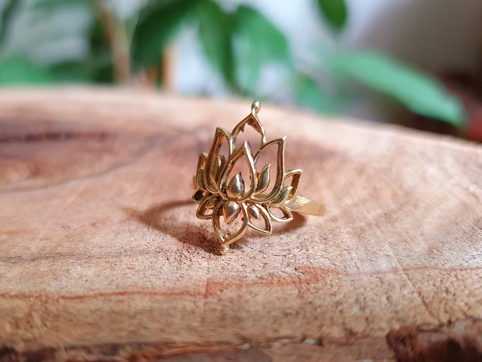 Gold Lotus Flower Ring / Boho / Buddha / Flower / Ethnic / Rustic / Tribal / Gypsy / Festival / Indian / Healing / Festival