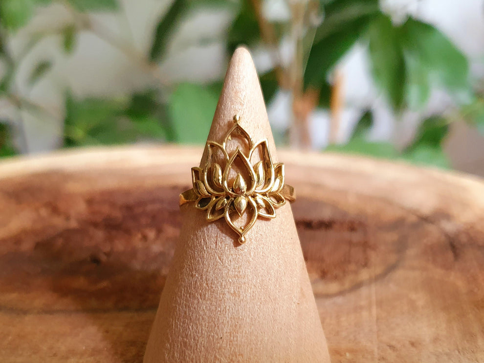 Gold Lotus Flower Ring / Boho / Buddha / Flower / Ethnic / Rustic / Tribal / Gypsy / Festival / Indian / Healing / Festival