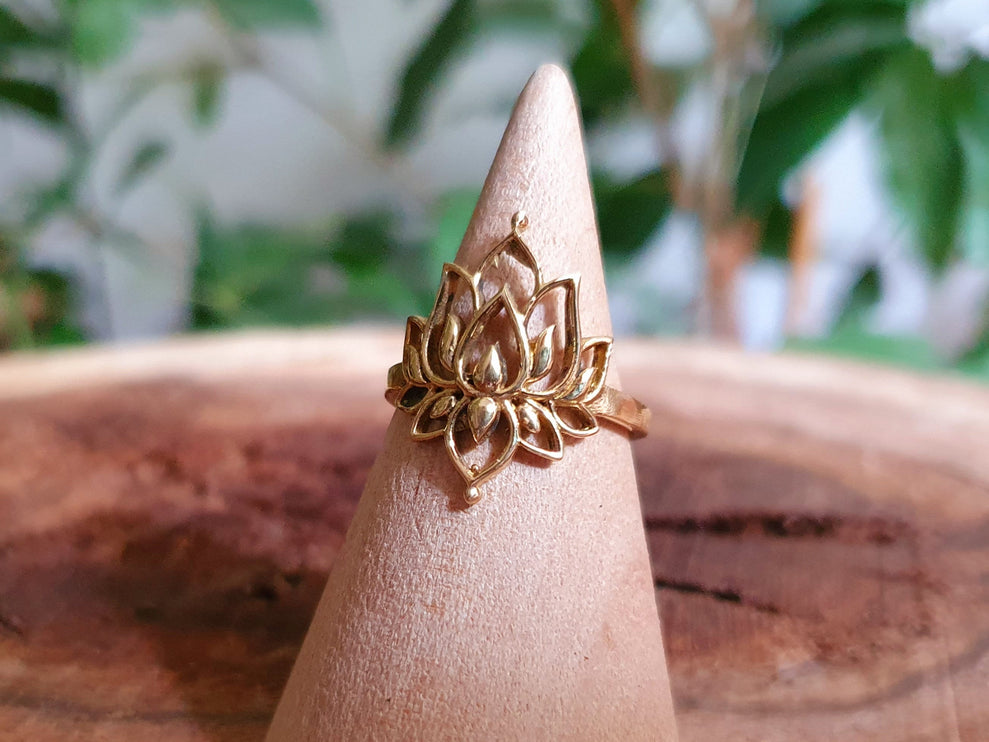 Gold Lotus Flower Ring / Boho / Buddha / Flower / Ethnic / Rustic / Tribal / Gypsy / Festival / Indian / Healing / Festival