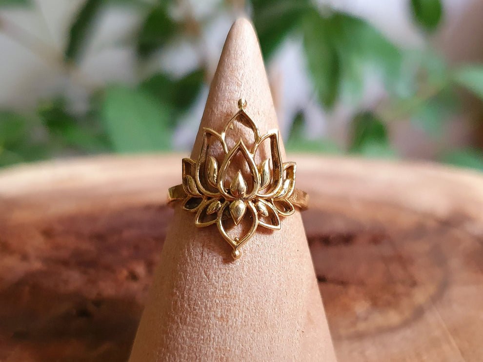 Gold Lotus Flower Ring / Boho / Buddha / Flower / Ethnic / Rustic / Tribal / Gypsy / Festival / Indian / Healing / Festival