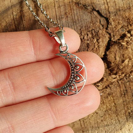 Crescent Moon Necklace / Hypoallergenic / Silver / Boho / Hippie / Rustic / Ethnic / Hypoallergenic / Third Eye / Illuminati