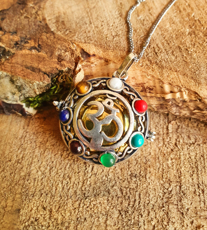 Bola Necklace 'Ohm Shanti' Silver & 7 Stones Chakras / Pregnancy / Harmony Ball / Chimes / Bell / Vegan / Ethnic / Boho / Tribal / Rustic