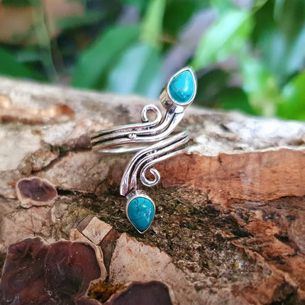 Spiral Turquoise & Silver Ring / Ajustable / Birthstone / Blue / Boho / Ethnic / Rustic / Tribal / Gypsy / Festival / Healing