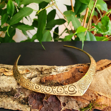 Ethnic Choker Brass Necklace / Rustic / Gypsy / Lightweight / Boho / Tribal / Hippie / Rustic / Vegan / Aztec