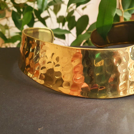 Hammered Choker Brass Necklace / Rustic / Gypsy / Lightweight / Boho / Tribal / Hippie / Rustic / Vegan /