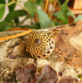 Golden Bola Necklace Brass & Amethyst / Pregnancy / Hypoallergenic / Harmony Ball / Chimes / Bell / Vegan / Ethnic / Boho / Hippie / 