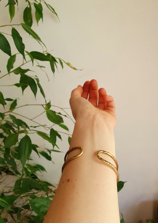 Cuff Brass Bracelet / Hammered style / Bangle / Boho / Ethnic / Rustic / Bohemian / Hippie / Gypsy / Jewellery /