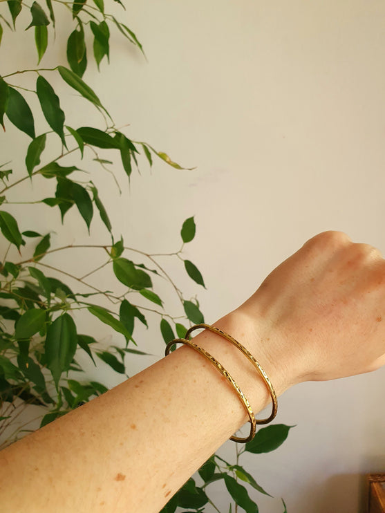 Cuff Brass Bracelet / Hammered style / Bangle / Boho / Ethnic / Rustic / Bohemian / Hippie / Gypsy / Jewellery /