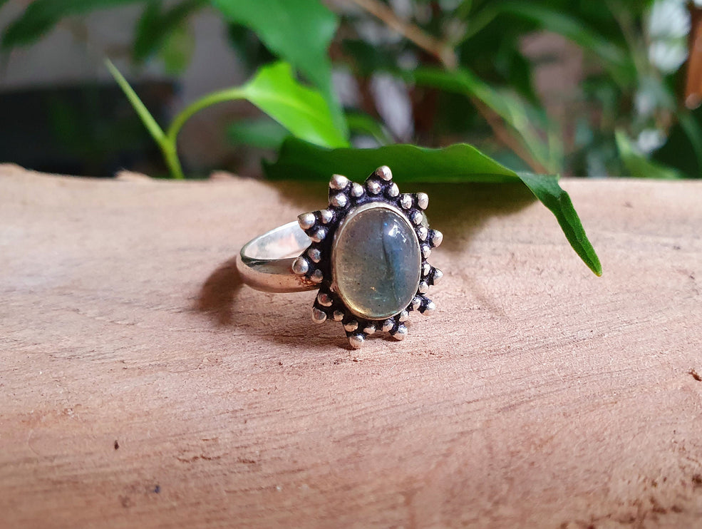 Labradorite RIng Silver Jewellery / Boho / Bohemian / Rustic / Tribal / Gypsy / Festival