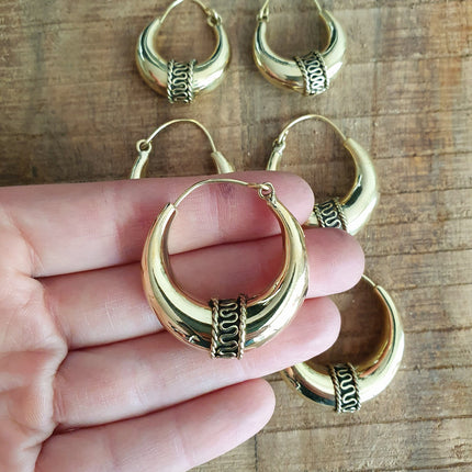 Bali Hoop Earrings / Chunky Gold Earrings / Ethnic / Rustic / Bohemian / Gold / Gypsy / Spiral / Hippie / Chunky / Festival / style