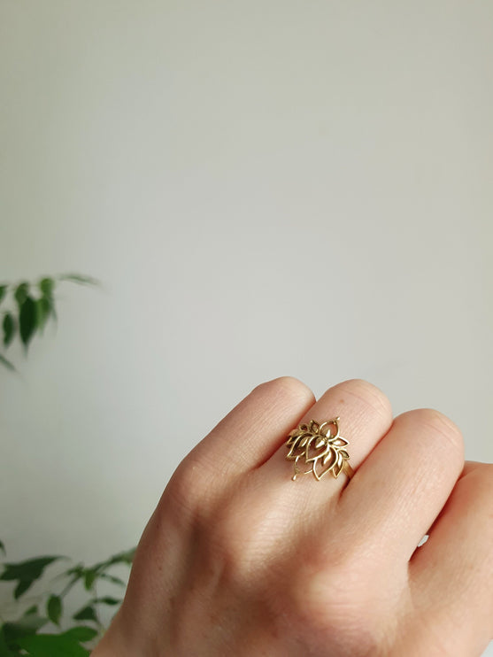 Gold Lotus Flower Ring / Boho / Buddha / Flower / Ethnic / Rustic / Tribal / Gypsy / Festival / Indian / Healing / Festival