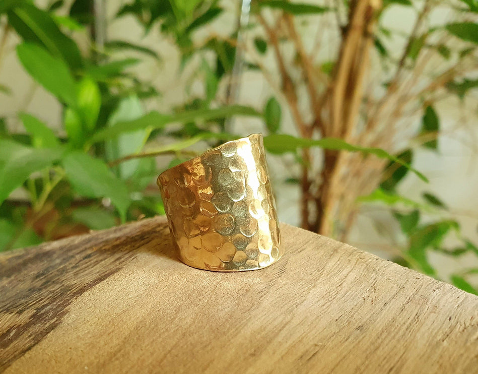 Hammered Boho Brass Ring / Bohemian / Ethnic / Psy / Rustic / Tribal / Gypsy / Festival / Healing / Festival