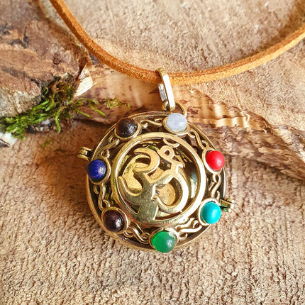 Golden Bola Necklace 'Ohm Shanti' Brass & 7 Stones Chakras / Pregnancy / Harmony Ball / Chimes / Bell / Vegan / Ethnic / Boho / Tribal