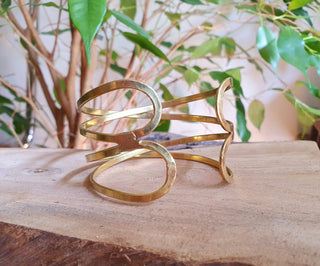 Cuff Brass Bracelet / Hammered style / Bangle / Boho / Ethnic / Rustic / Bohemian / Hippie / Gypsy / Jewelry /